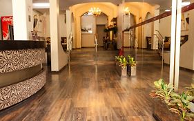 Colonial Palace Hotel